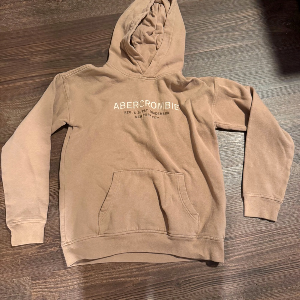 Abercrombie and Fitch boys tan / khaki / brown hoodie. Size 13/14.